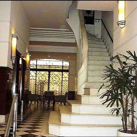 Residencial Com Servicos 45 Metros Decorado Com Sala, Suite E Cozinha Na Quadra Da Praia De Copacabana Rio de Janeiro Zewnętrze zdjęcie