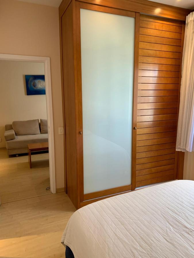 Residencial Com Servicos 45 Metros Decorado Com Sala, Suite E Cozinha Na Quadra Da Praia De Copacabana Rio de Janeiro Zewnętrze zdjęcie
