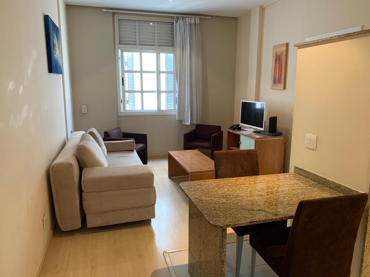 Residencial Com Servicos 45 Metros Decorado Com Sala, Suite E Cozinha Na Quadra Da Praia De Copacabana Rio de Janeiro Zewnętrze zdjęcie